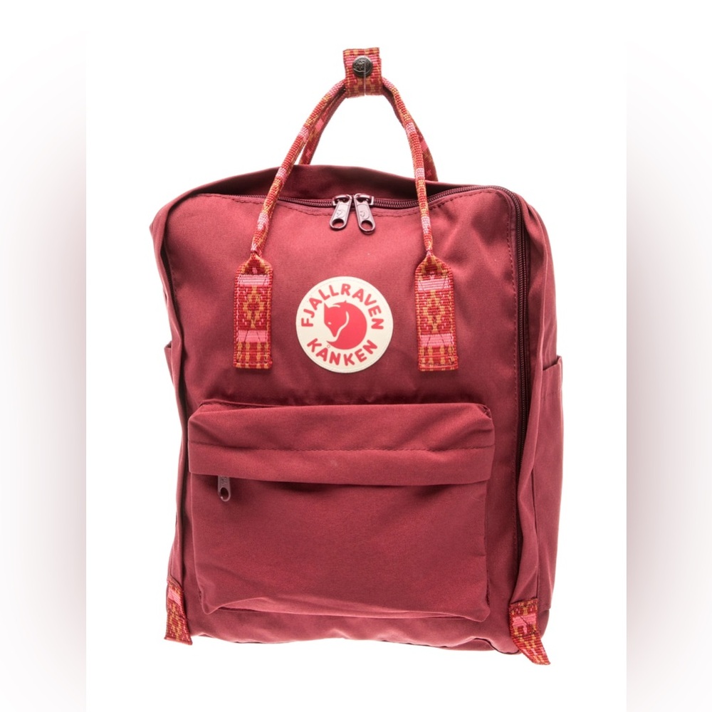 Fjallraven Kånken Backpack in Burgundy with– DEEP RED/FOLK PATTERN - mini
